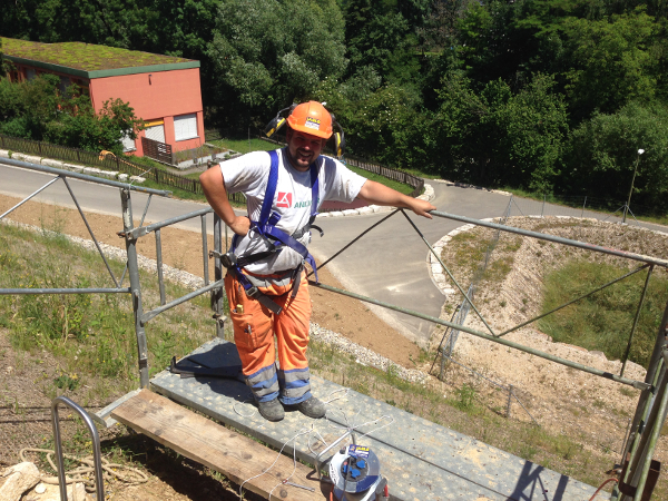 Arbeitssicherheit beim Bohren, safety working during bore © TERRA AG, Reiden, Switzerland